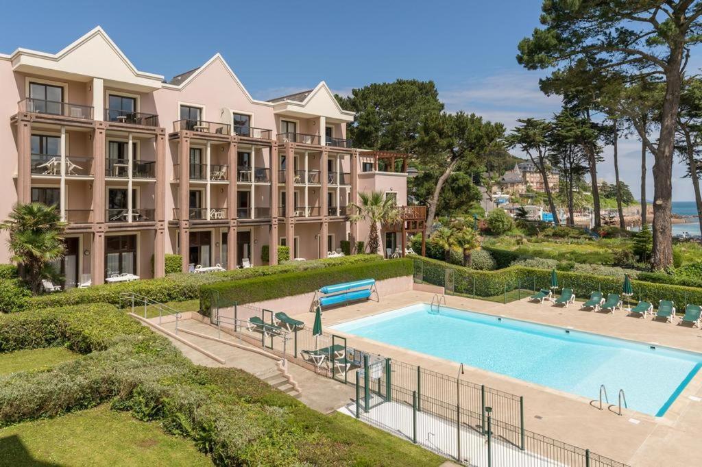 Appartement Plage De Trestraou 45M2 Perros-Guirec Esterno foto
